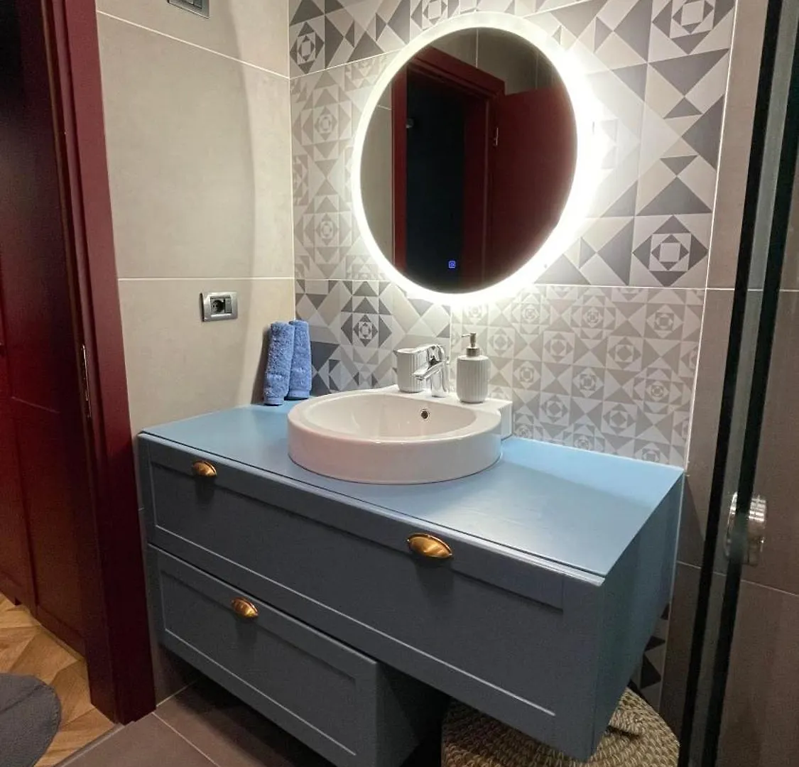 Leonine Das Loft - Spotless, Stylish Luxury Apartment Tirana